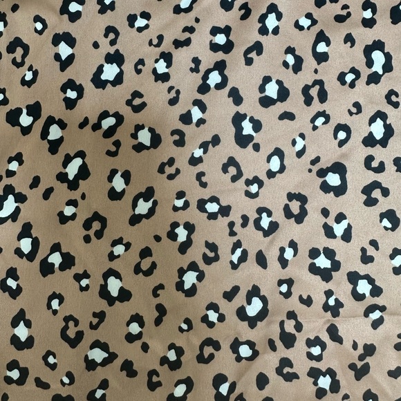 Serene Delicacy‎ Tan Leopard Print Pajama Set, Size XL, MSRP $25 - Picture 5 of 8